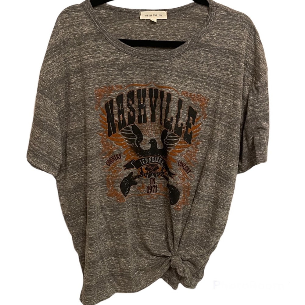 (PLUS) Western Style “Nashville” Tee